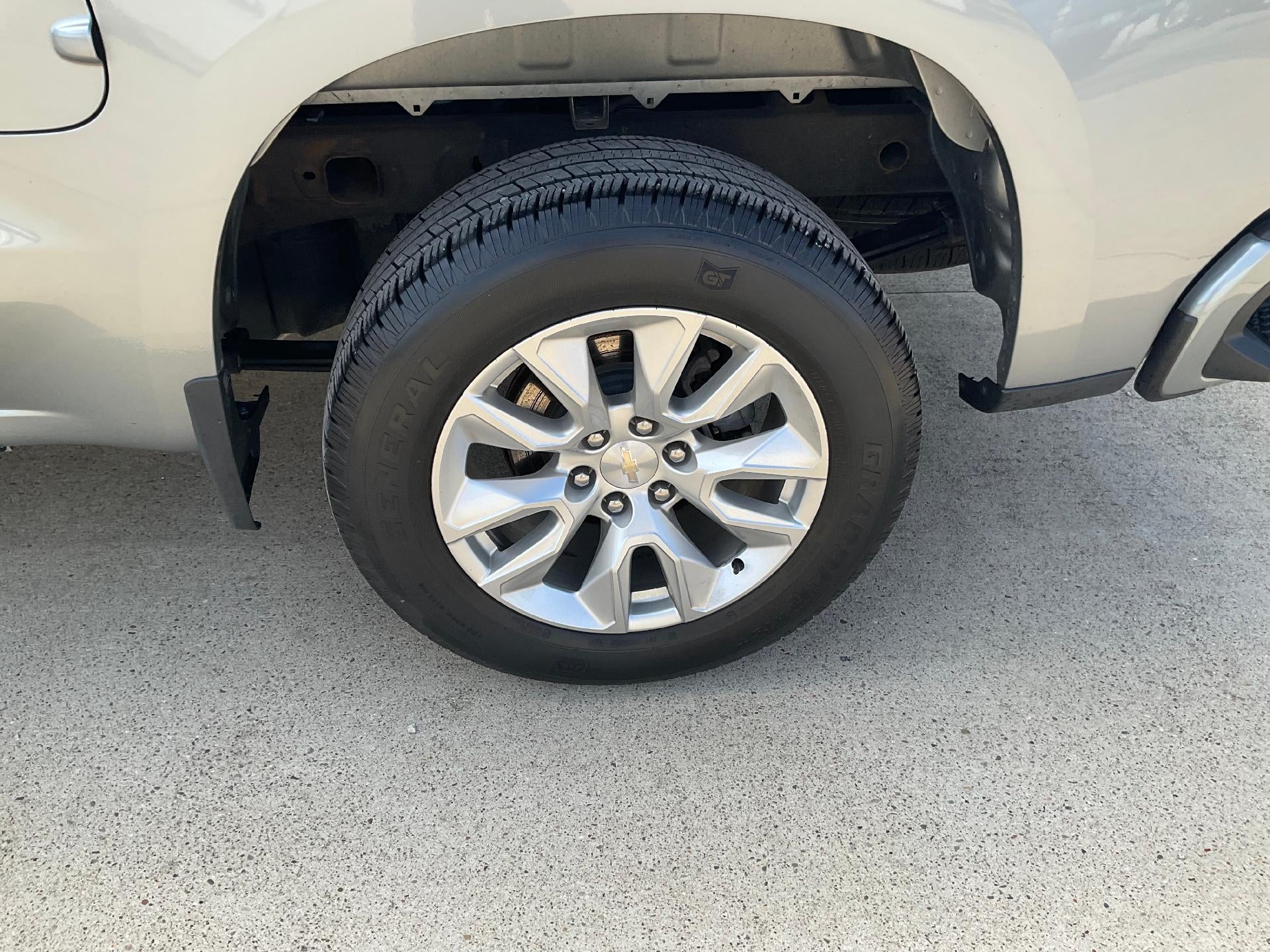 2023 Chevrolet Silverado 1500 Custom