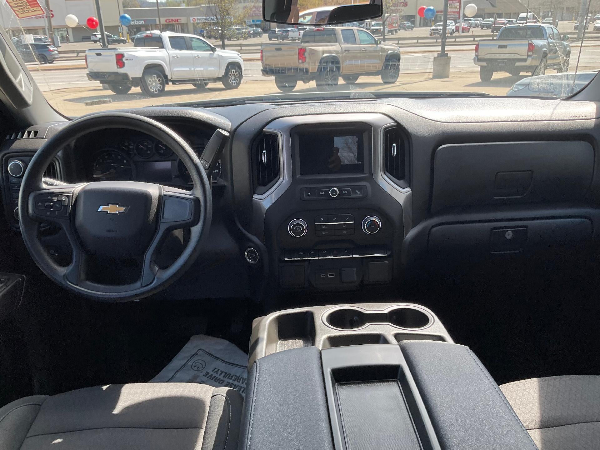 2023 Chevrolet Silverado 1500 Custom