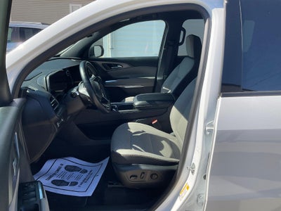 2026 Chevrolet Traverse AWD LT