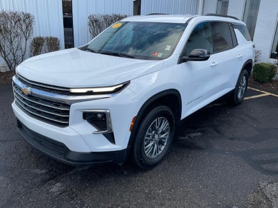 2025 Chevrolet Traverse LT