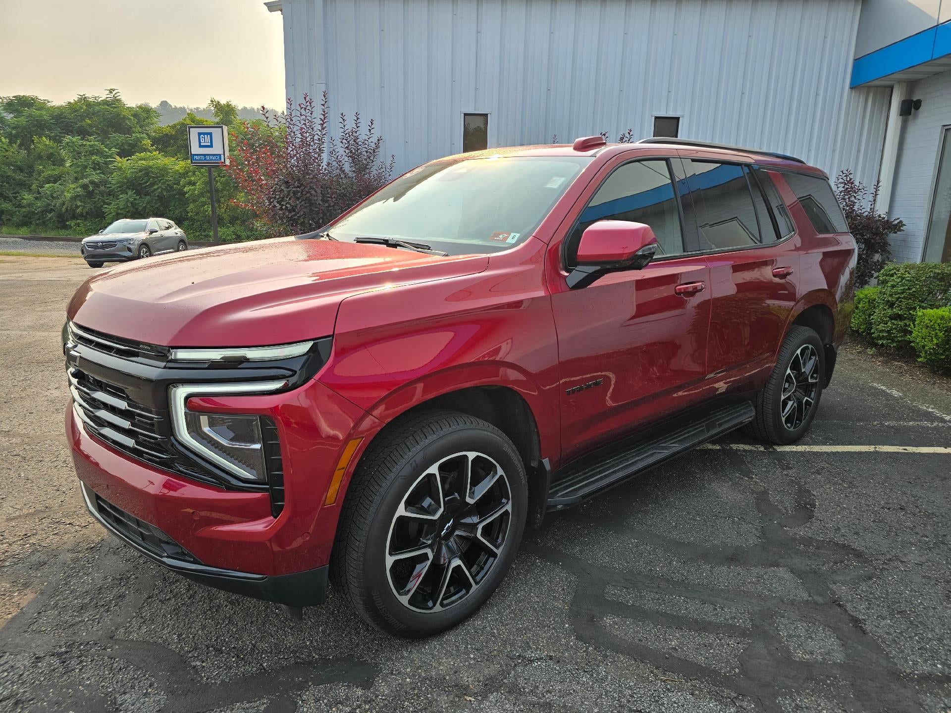 2025 Chevrolet Tahoe RST