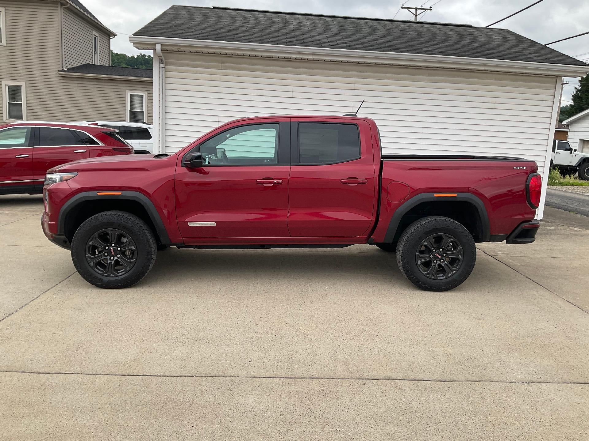 2025 GMC Canyon Elevation