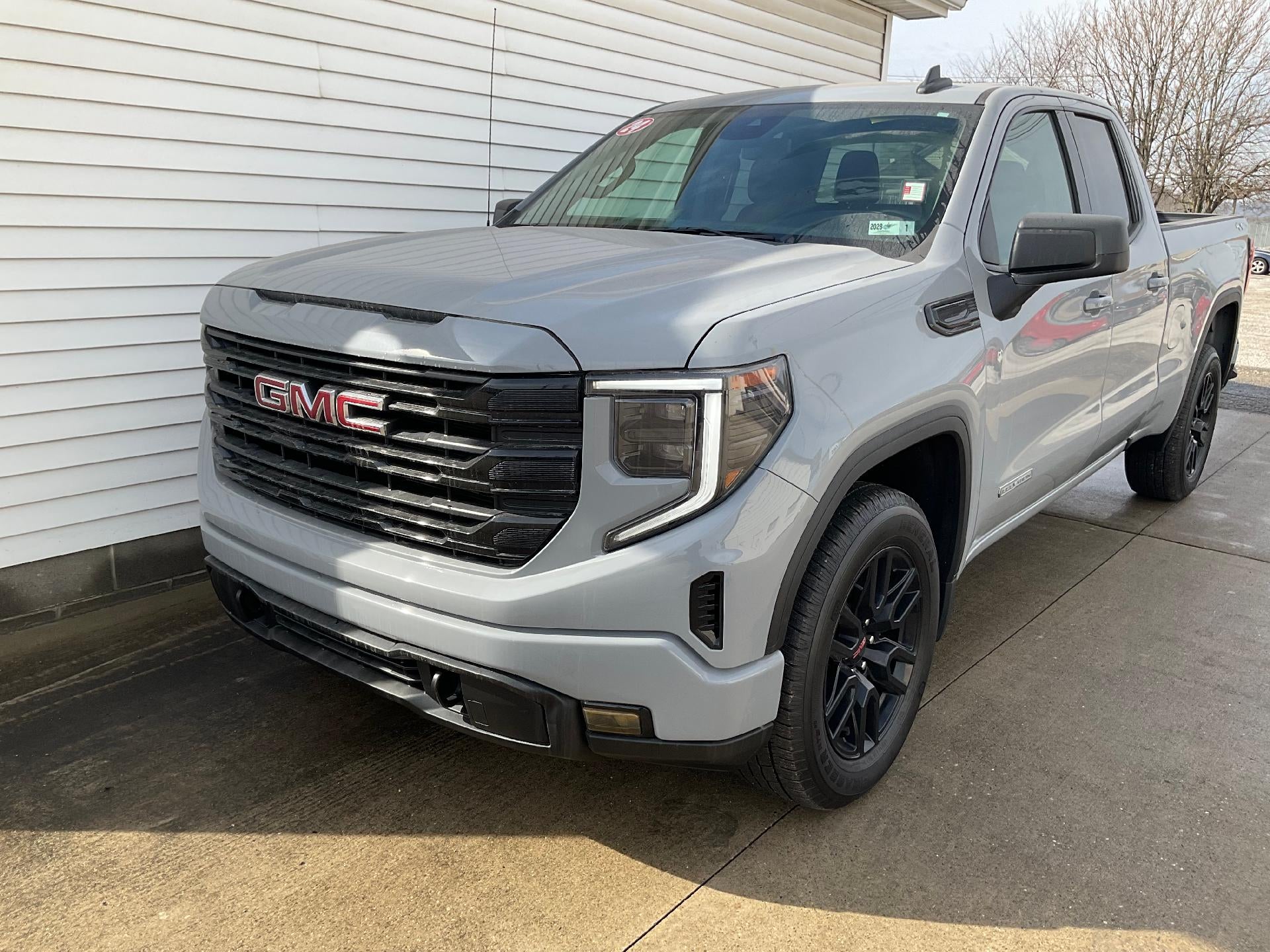 2024 GMC Sierra 1500 Elevation