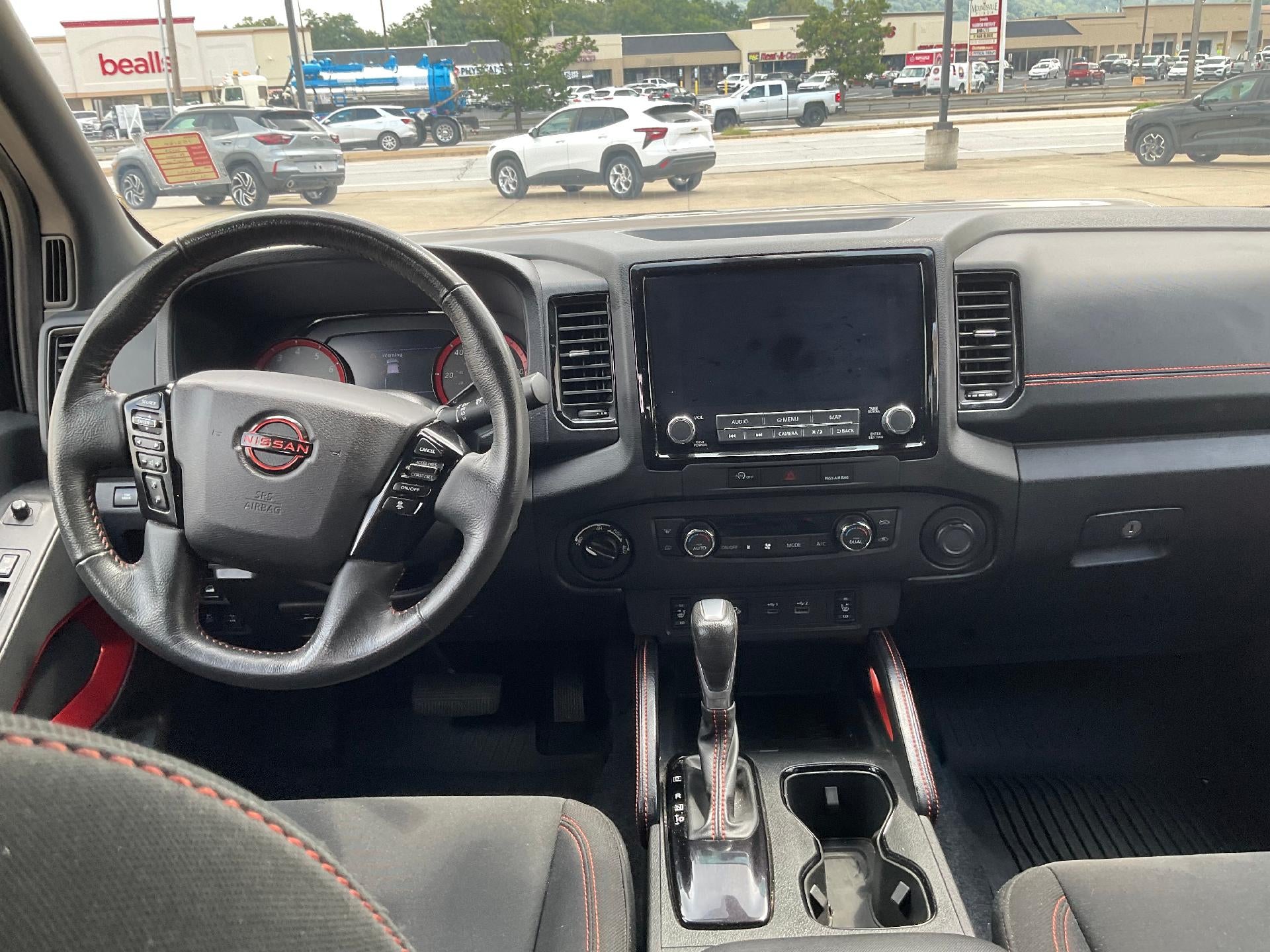 2023 Nissan Frontier Base