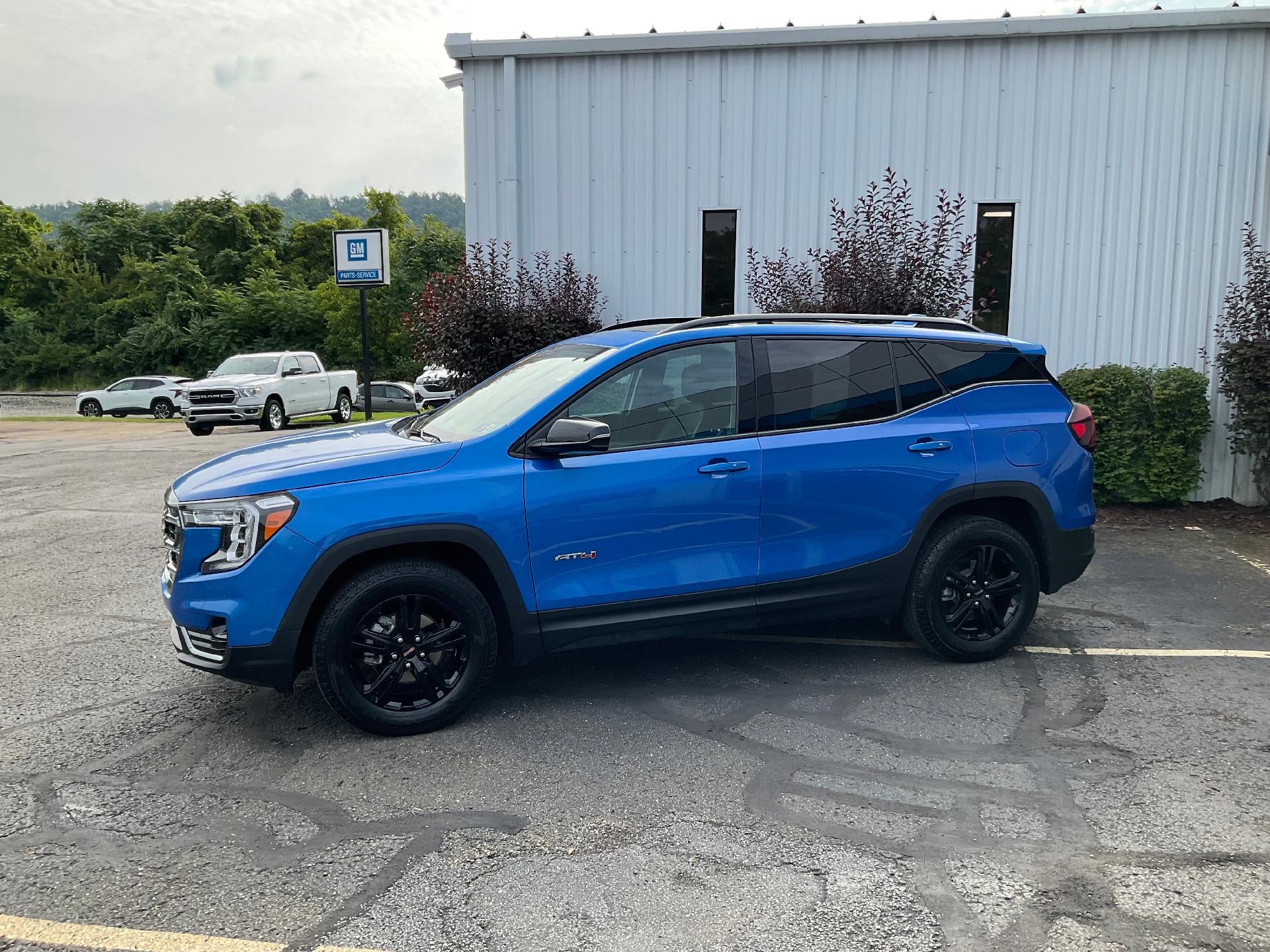 2024 GMC Terrain AT4