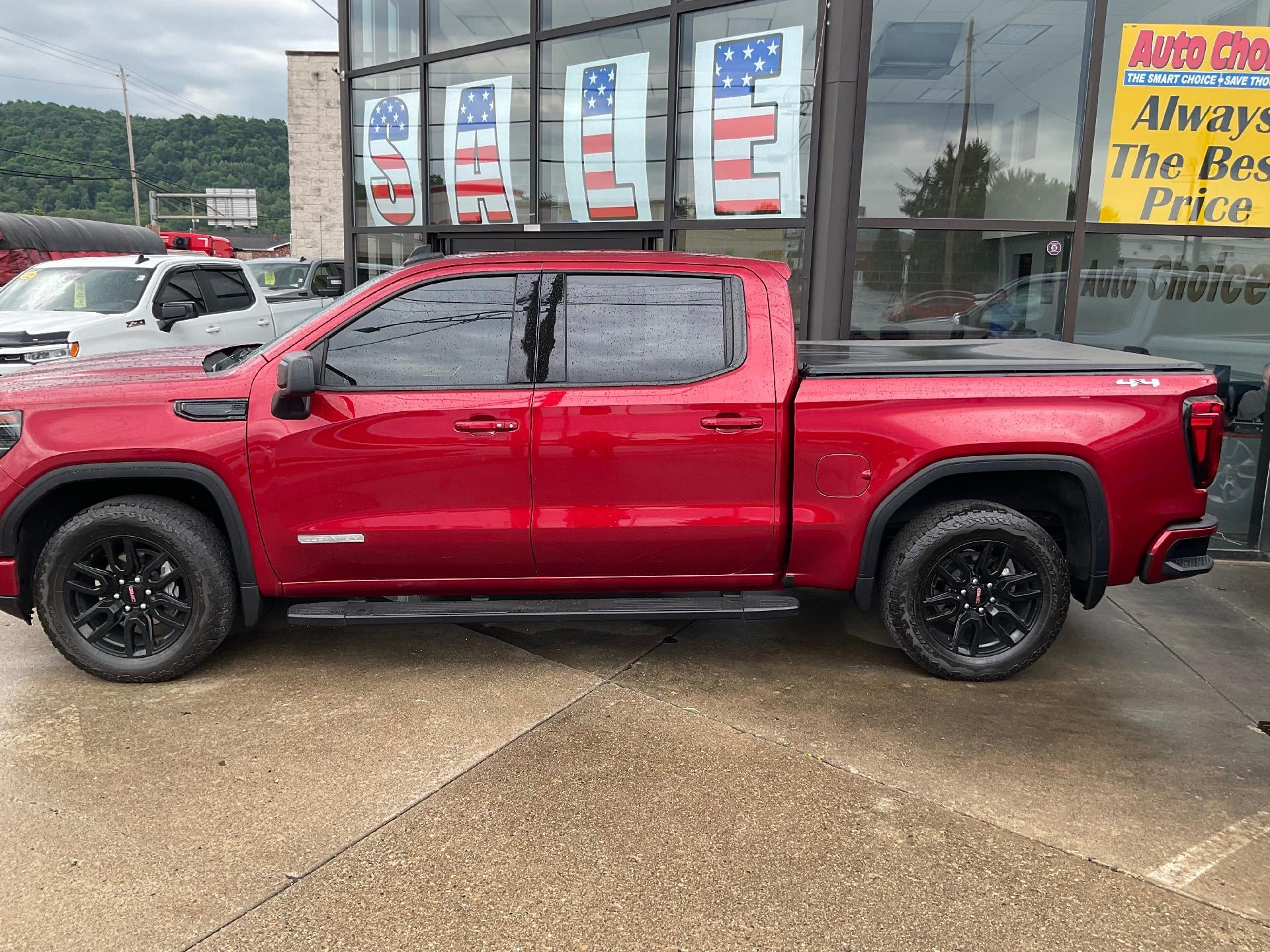 2024 GMC Sierra 1500 Elevation