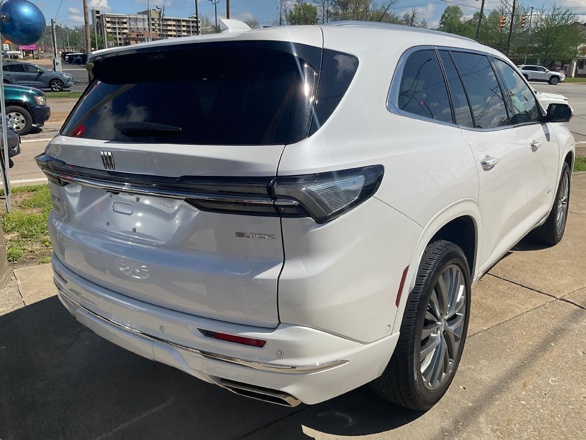 2025 Buick Enclave Avenir