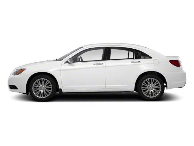 2013 Chrysler 200 4dr Sdn Touring