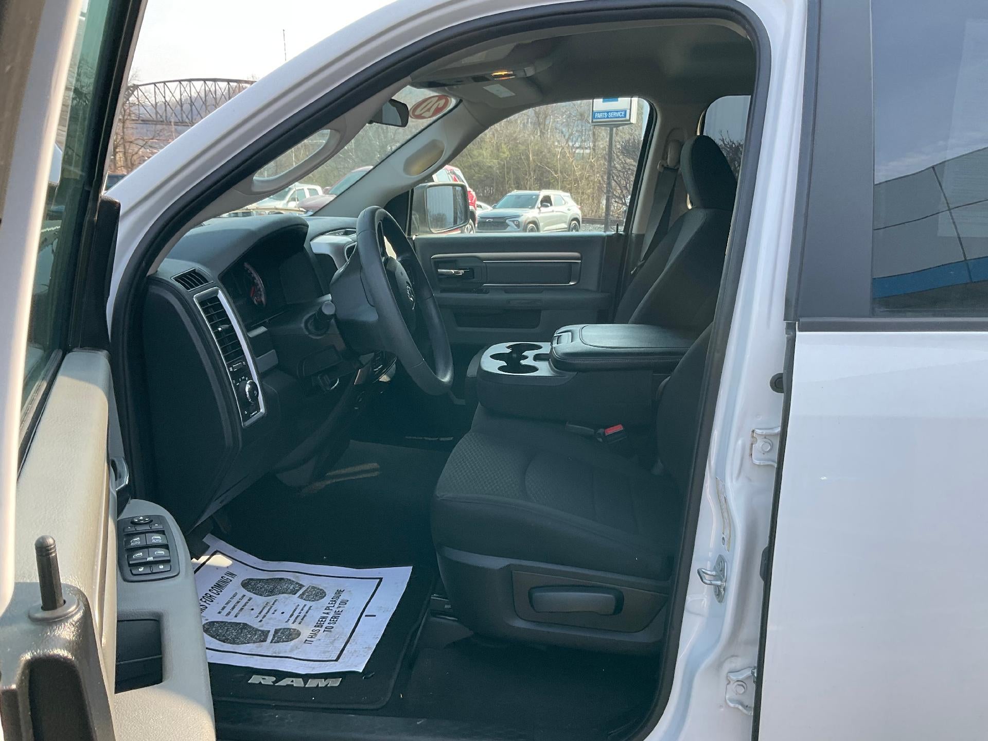 2020 RAM 1500 Classic SLT 4x4 Quad Cab 6'4" Box