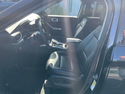 2024 Ford Explorer XLT 4WD