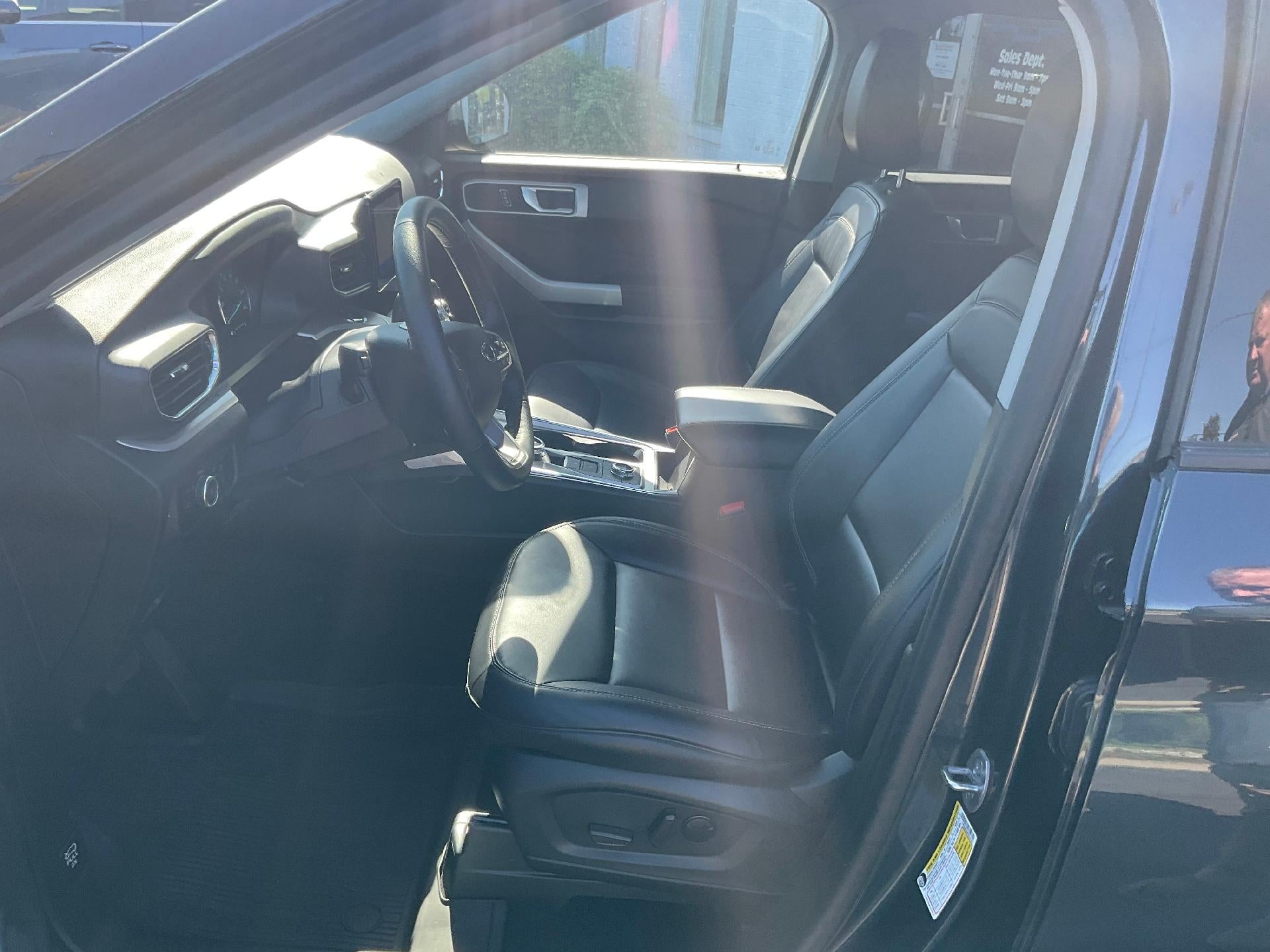 2024 Ford Explorer XLT 4WD