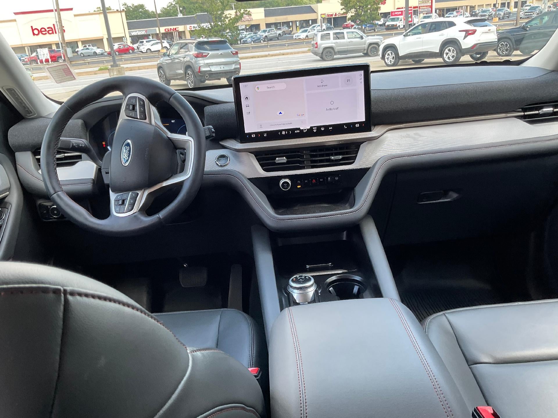 2025 Ford Explorer Active 4WD