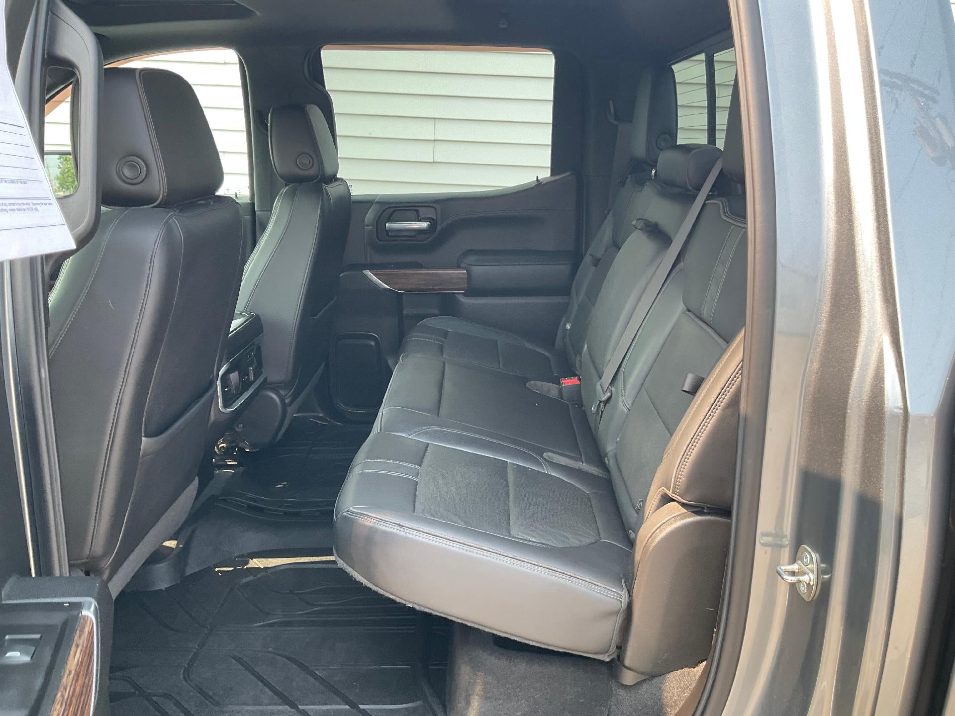 2020 Chevrolet Silverado 1500 Crew Cab Short Box 4-Wheel Drive High Country