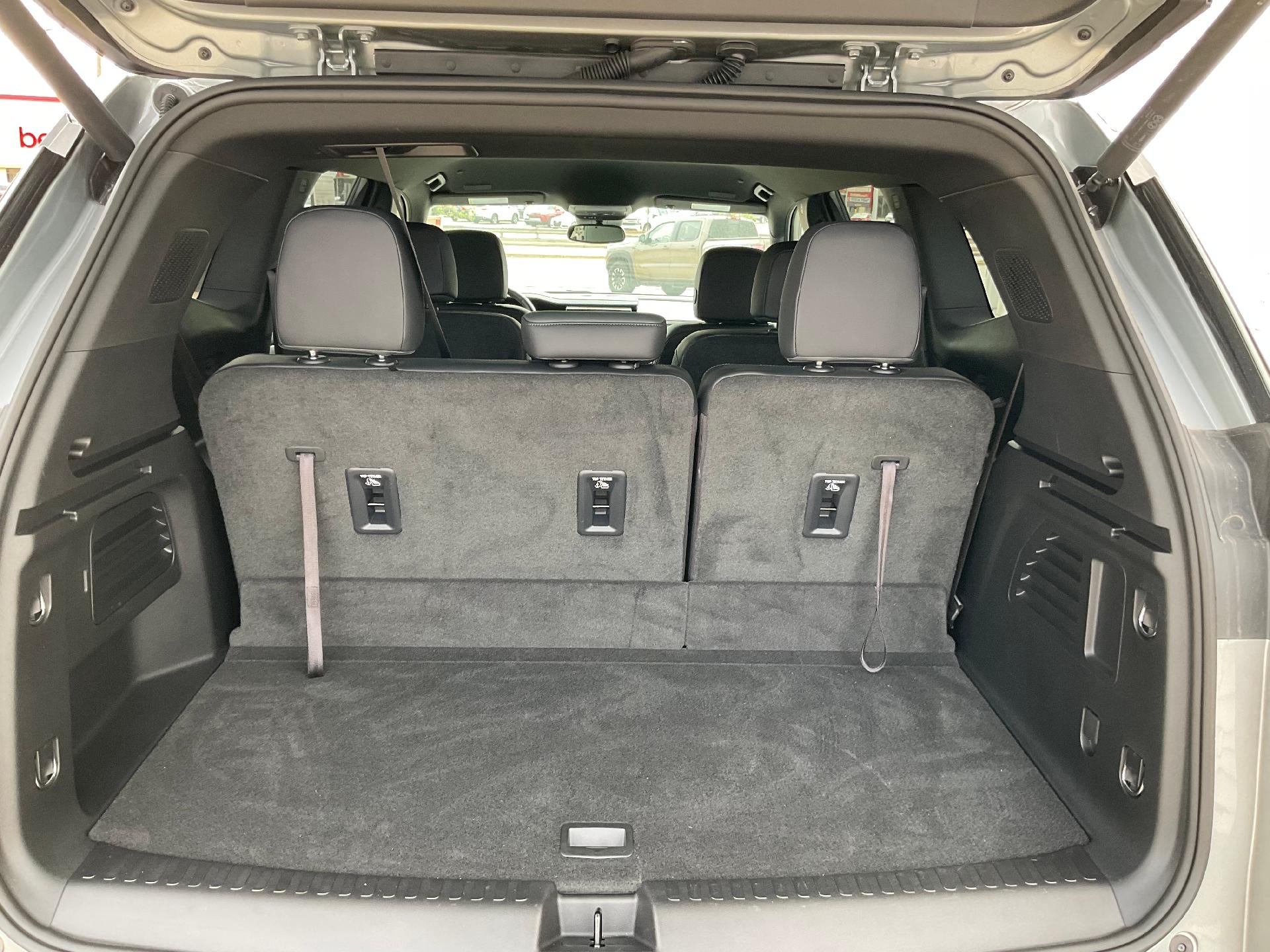 2024 GMC Acadia AWD AT4