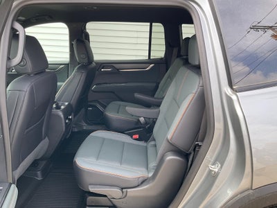 2024 GMC Acadia AWD AT4