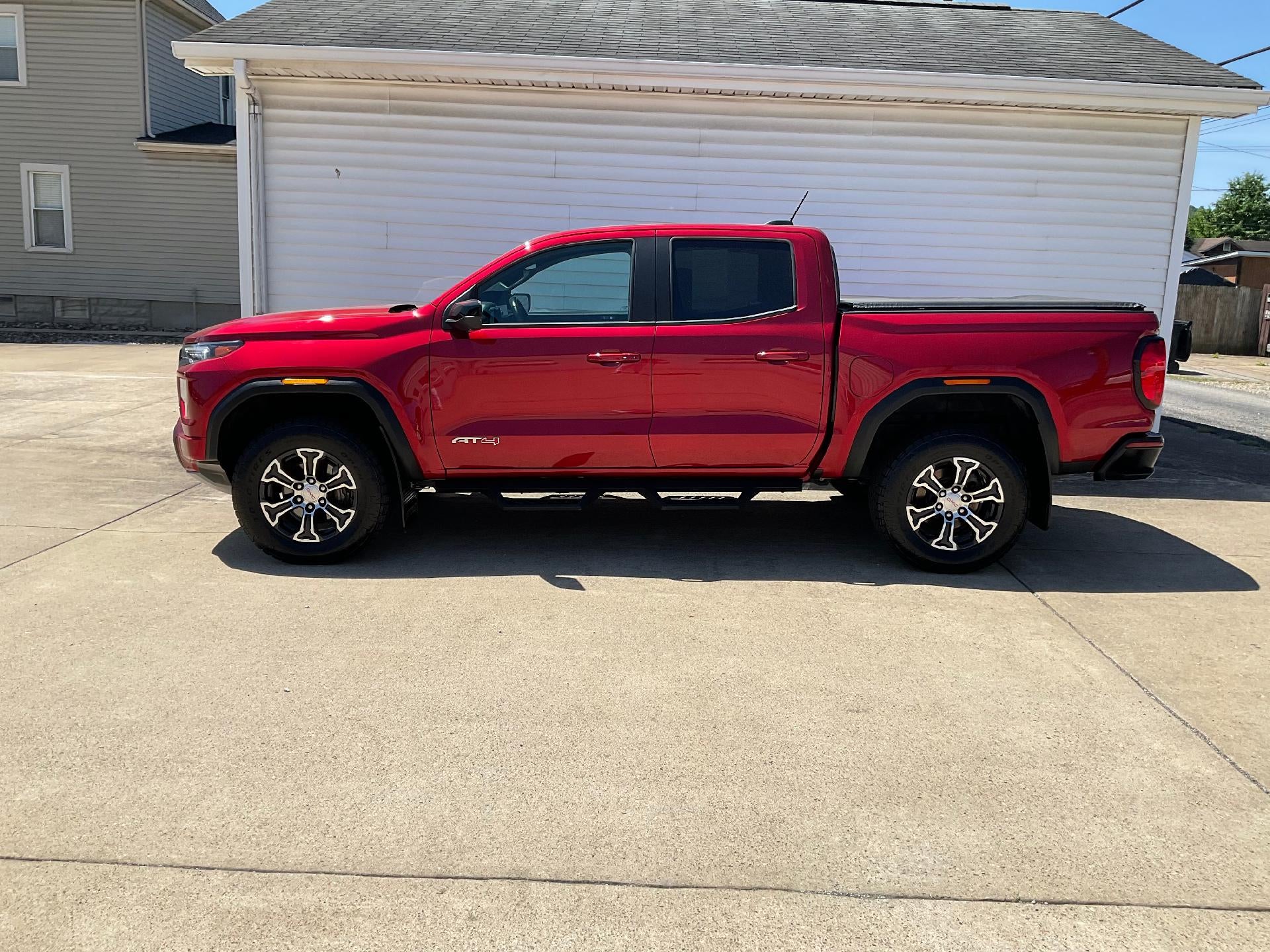 2024 GMC Canyon Crew Cab Short Box 4-Wheel Drive AT4