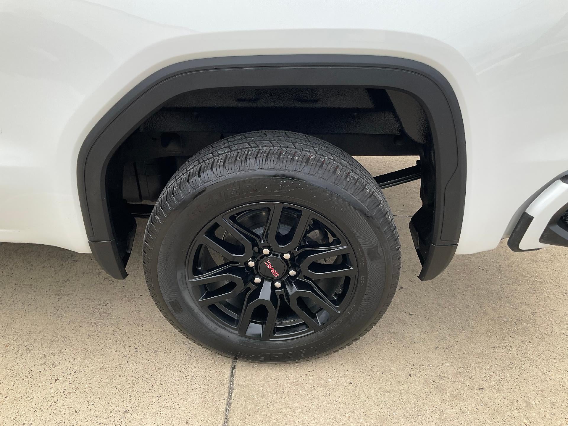 2025 GMC Sierra 1500 Double Cab Standard Box 4-Wheel Drive Elevation 3VL