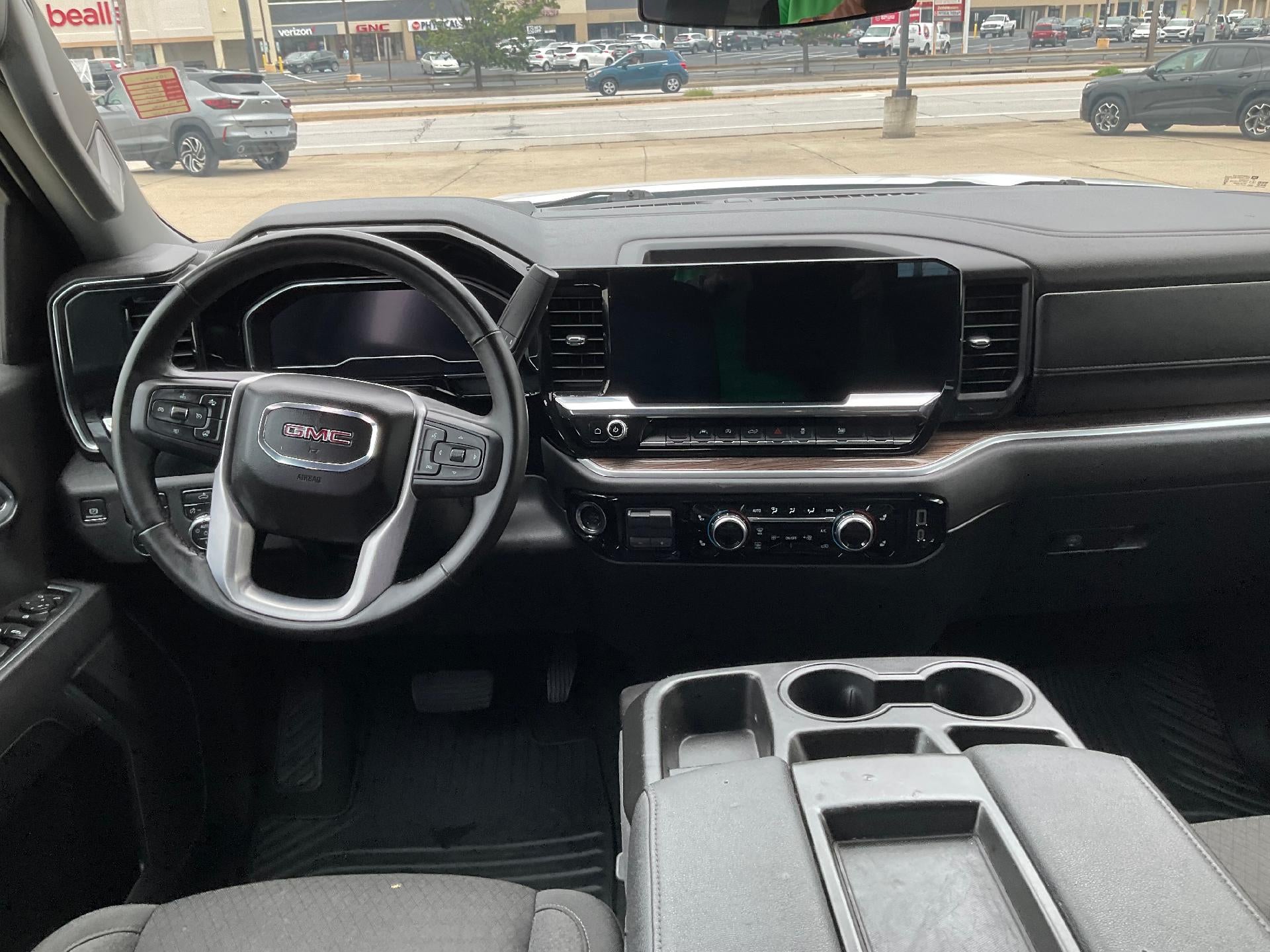 2025 GMC Sierra 1500 Double Cab Standard Box 4-Wheel Drive Elevation 3VL