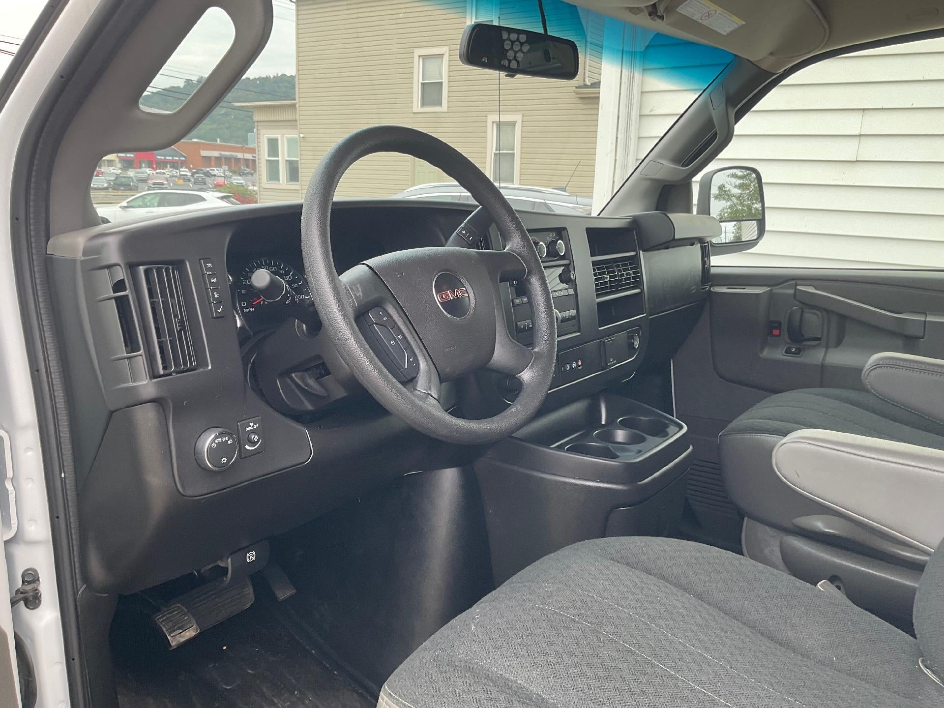 2025 GMC Savana Cargo Van 2500 Regular Wheelbase Rear-Wheel Drive