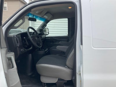 2025 GMC Savana Cargo Van 2500 Regular Wheelbase Rear-Wheel Drive