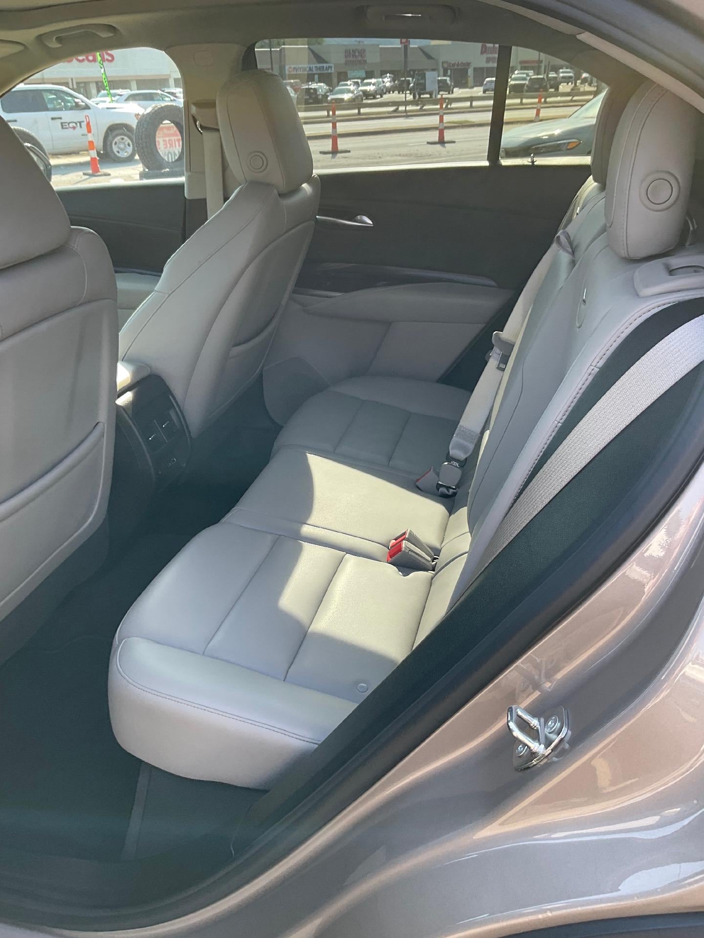 2023 Cadillac XT4 AWD 4dr Luxury