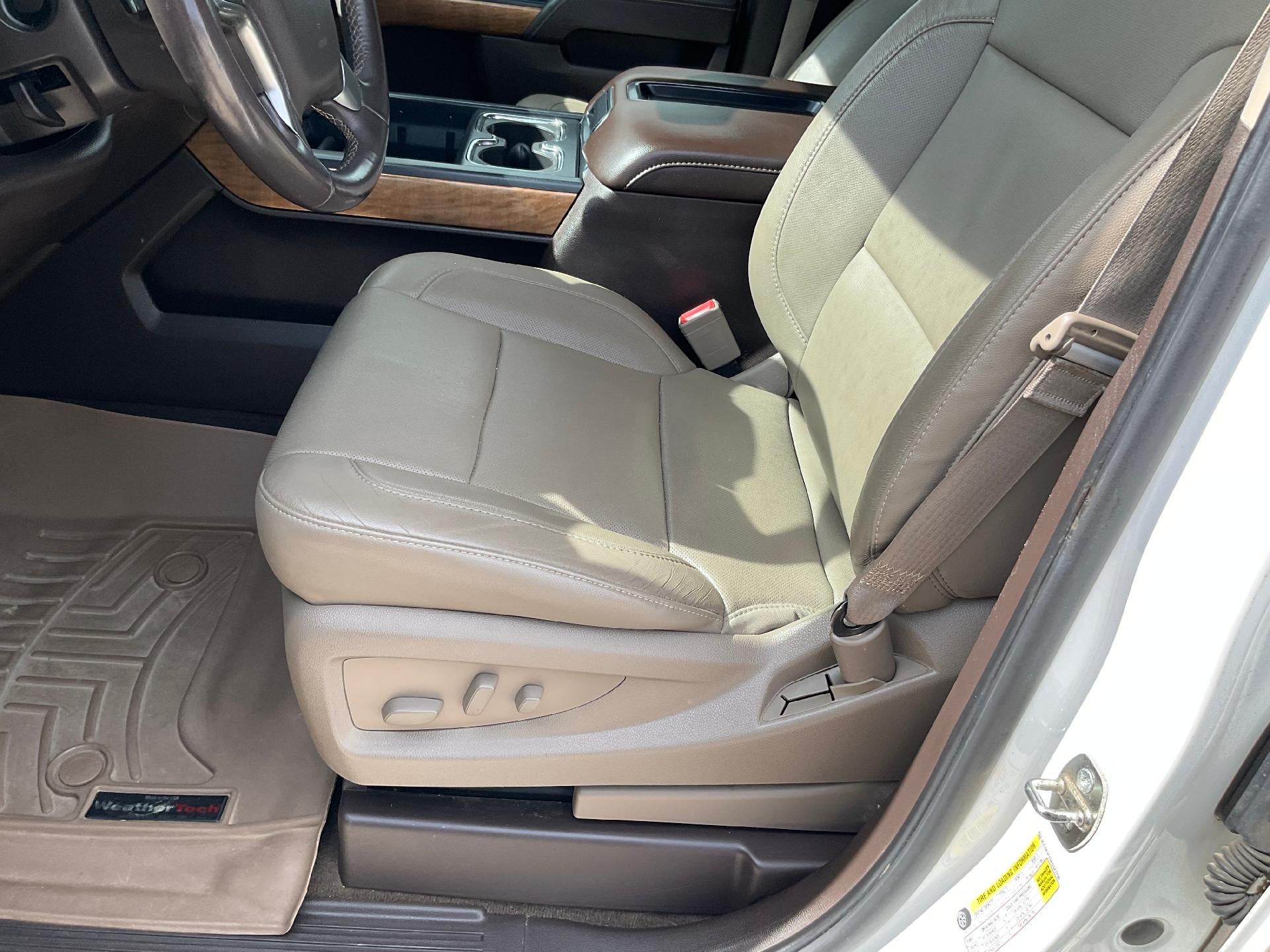 2015 Chevrolet Silverado 1500 Crew Cab Short Box 4-Wheel Drive LTZ