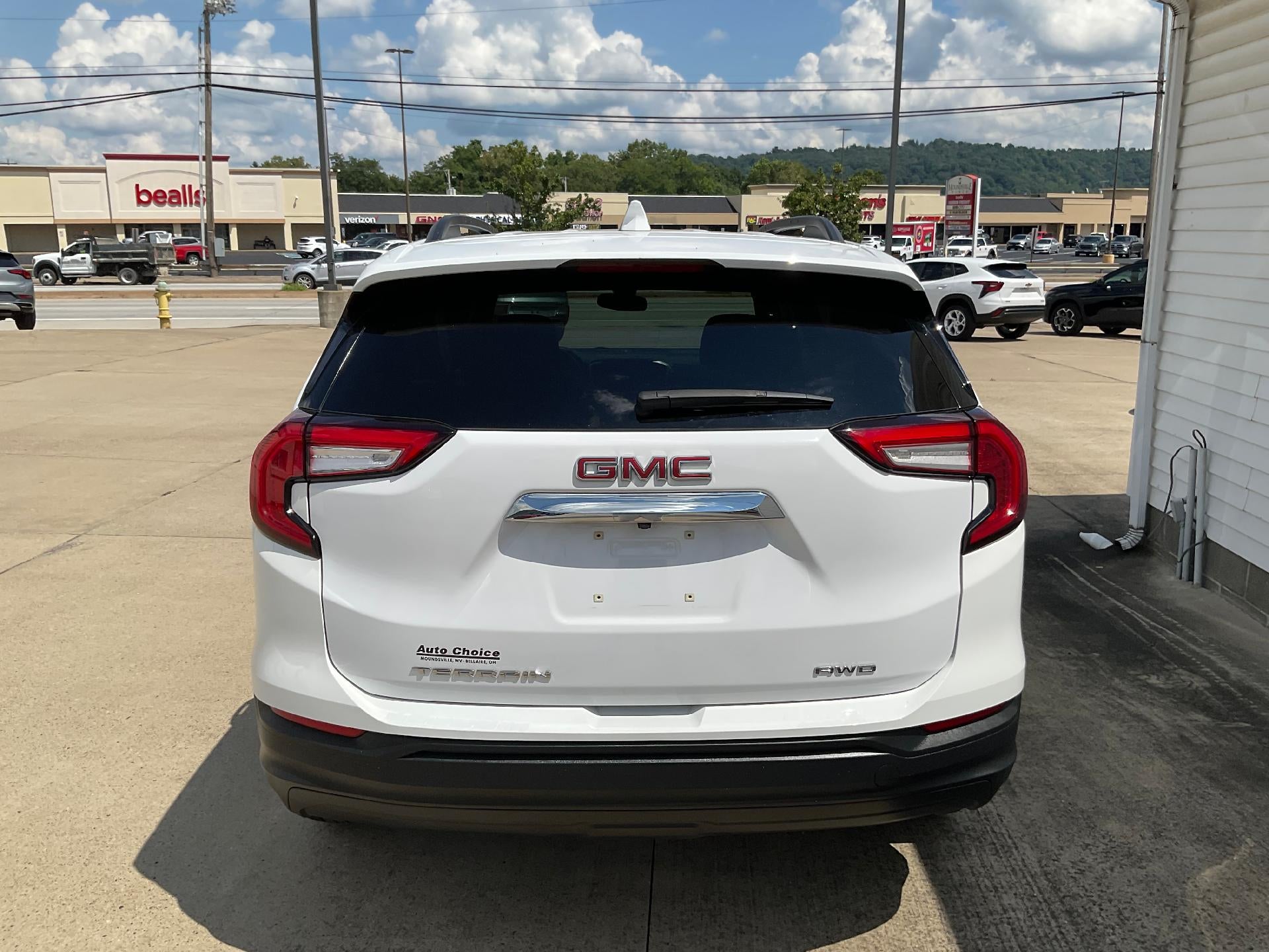 2022 GMC Terrain AWD SLE