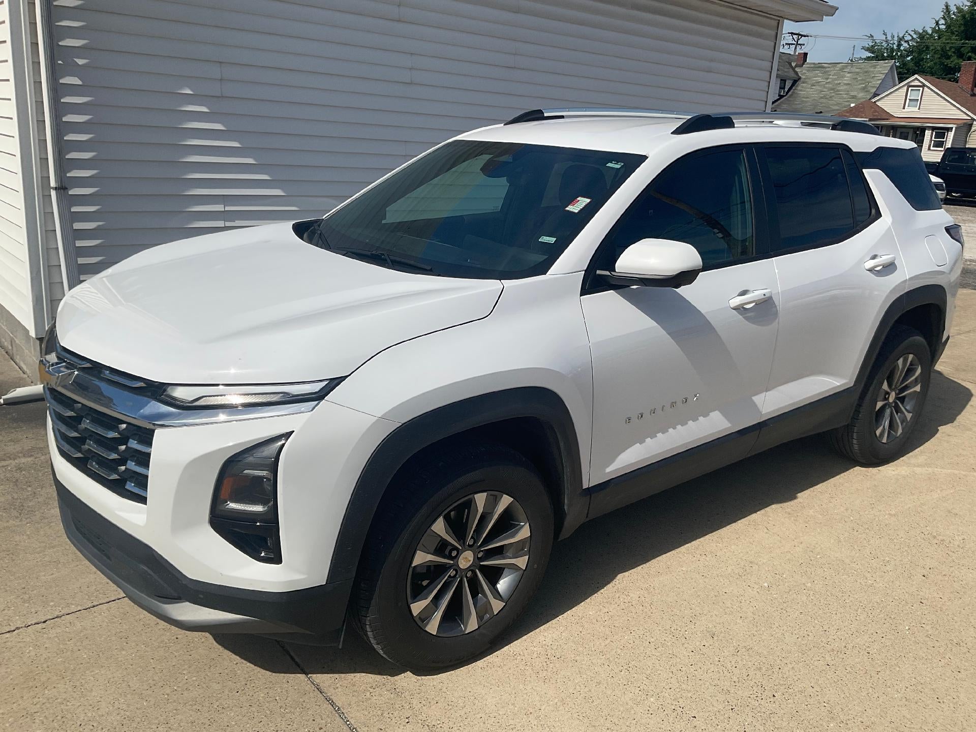 2025 Chevrolet Equinox AWD LT