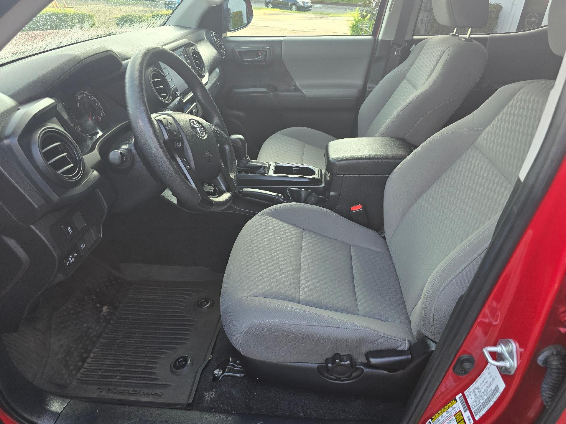 2023 Toyota Tacoma 4WD 4WD SR Double Cab 5' Bed V6 AT (GS)
