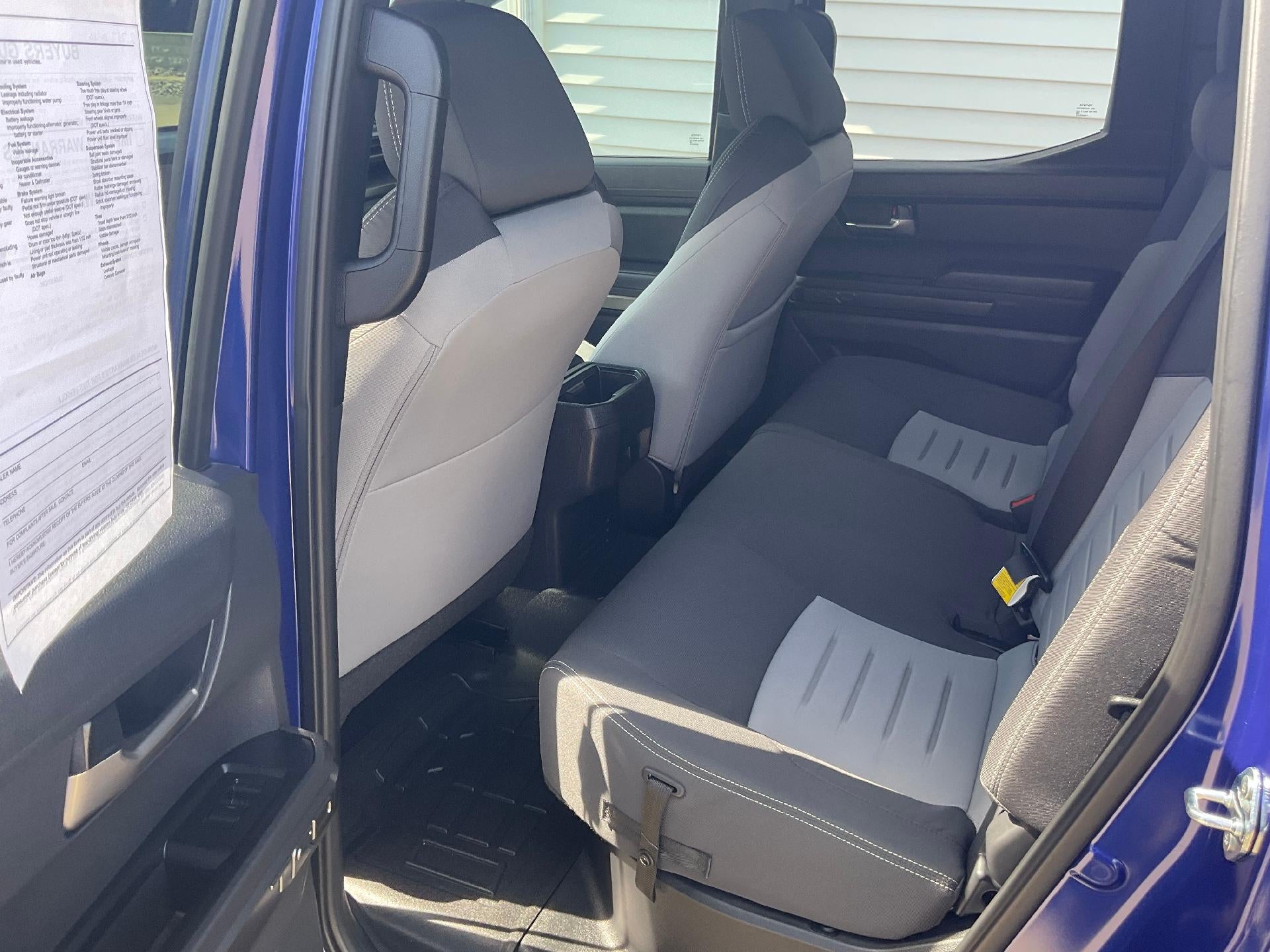 2025 Toyota Tacoma 4WD 4WD SR Double Cab 5' Bed MT (Natl)