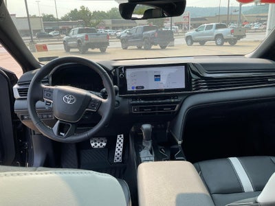 2026 Toyota Camry LE AWD (Natl)