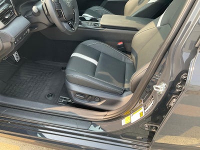 2026 Toyota Camry LE AWD (Natl)