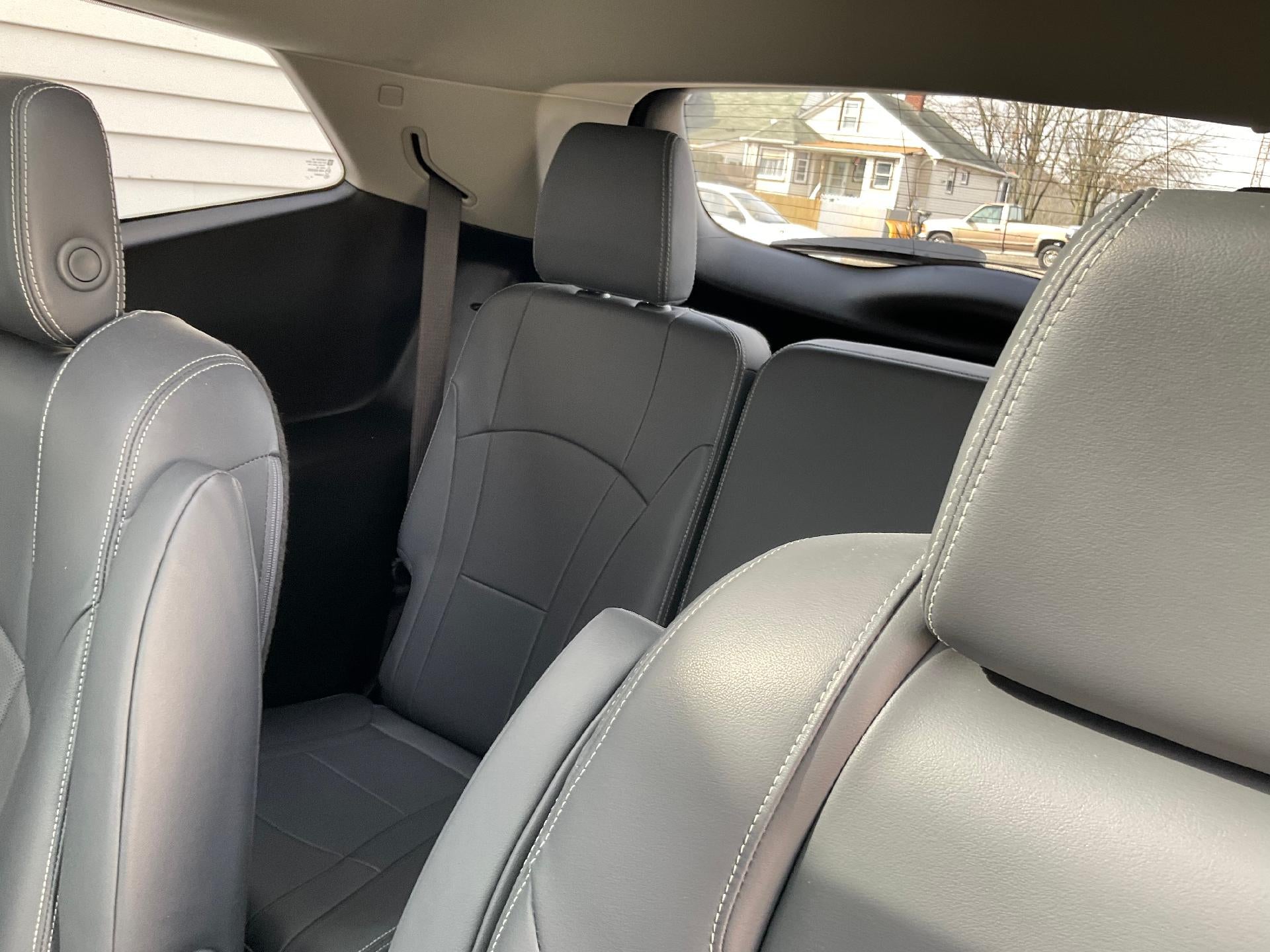 2018 Buick Enclave Essence AWD