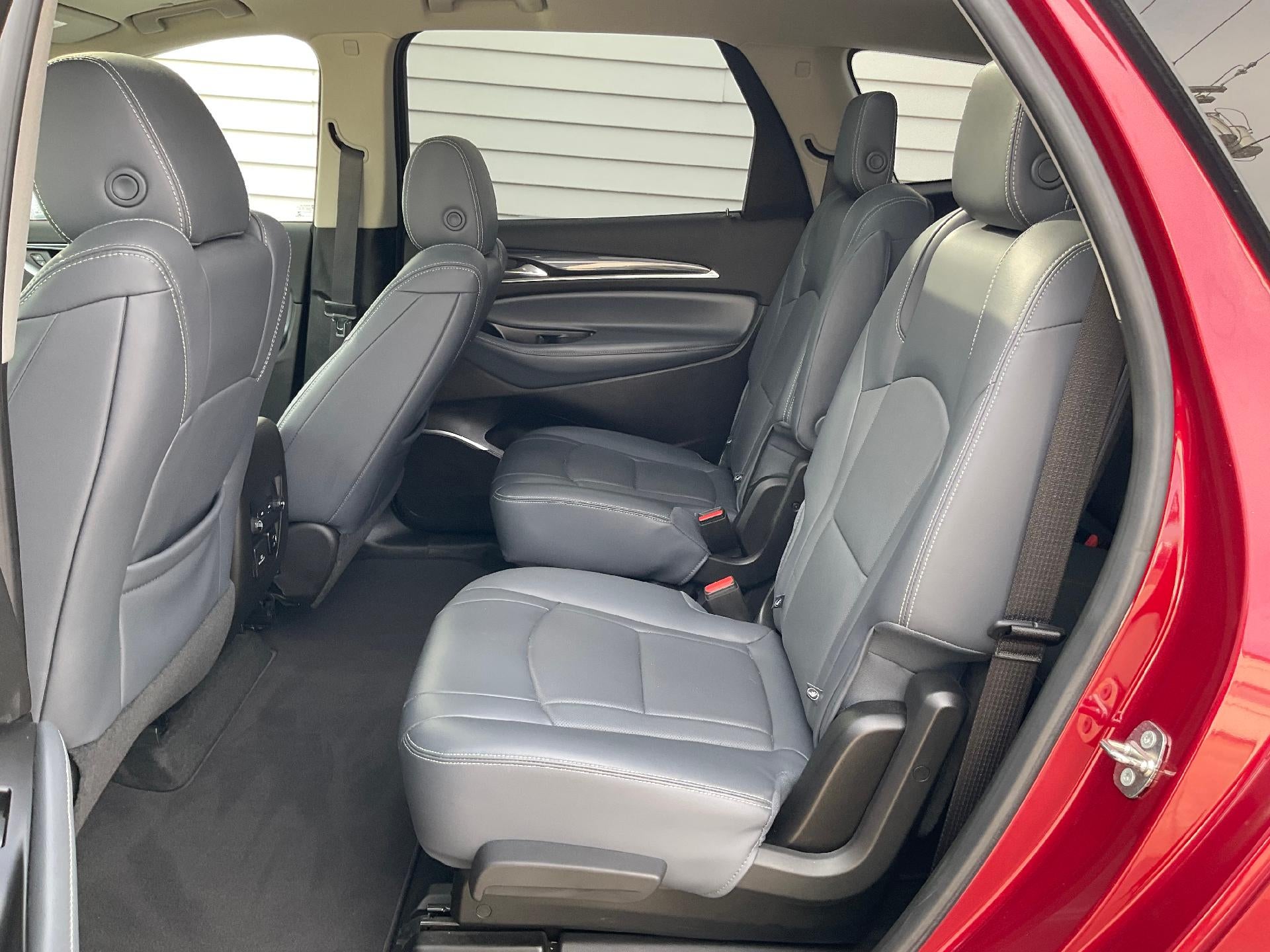 2018 Buick Enclave Essence AWD