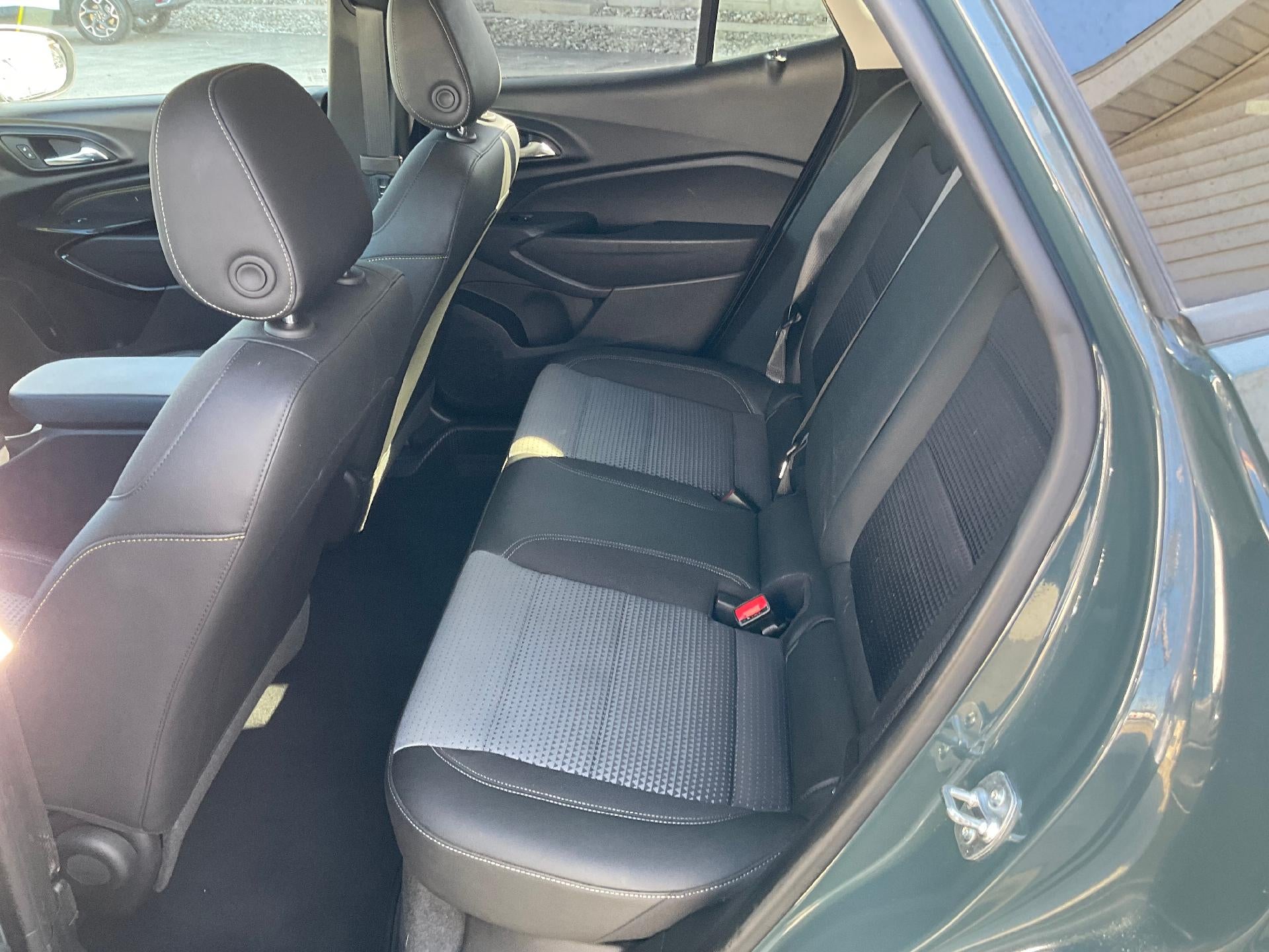 2025 Chevrolet Trax FWD 4dr LT